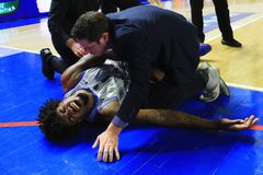 Σοκ με Ουάιτ στην Καρδίτσα: Έως και 8 μήνες εκτός δράσης ο Αμερικανός (vids)