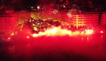 Μια χαραμάδα περηφάνειας, νοσταλγίας και προοπτικής