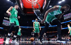 Γκάφα των Σέλτικς στην Ατλάντα: Νικούσαν με 30 πόντους και έχασαν - Μεγάλο «διπλό» των Πέισερς στο Λ.Α. (vids)