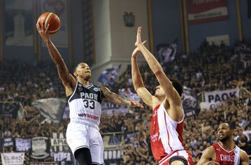 Ο ΠΑΟΚ «πληγώθηκε» στο φινάλε από τον ΜακΝις της Σολέ