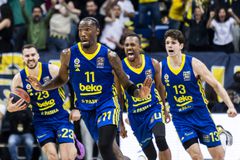 Ο Χέιζ-Ντέιβις για το buzzer beater με Παρί: «Επανόρθωσα για το ματς με τον Παναθηναϊκό» (vid)