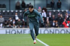 Ο Σον κατηγορεί τα κακά γήπεδα στην πατρίδα του για τα αρνητικά αποτελέσματα