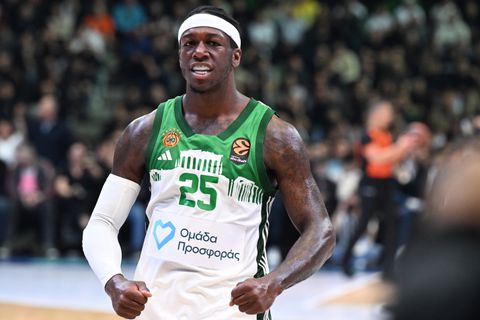 Το τρένο «Panathinaikos» έτοιμο για άλλη μια στάση!