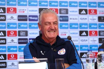 Προπονητής Παραγουάης: «Η Ελλάδα έχει προσθέσει στο παιχνίδι της ταλέντο, ταχύτητα και δύναμη»