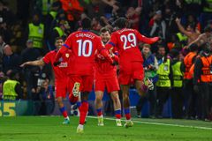 Η Παρί ζήτησε να ξεκουραστεί ενόψει Λίβερπουλ, αναβλήθηκε ο αγώνας με την Λανς και προκάλεσε αντιδράσεις