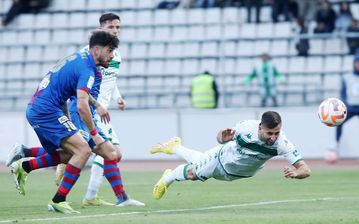 Έκρυψε τη μπάλα ο Παναθηναϊκός, νέα ασίστ ο Μαντσίνι και ο Σπόραρ με κεφαλιά σημείωσε το 0-2! (vid)