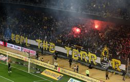 Εντυπωσιακή ατμόσφαιρα στο ΑΕΚ - ΠΑΟΚ, αποθέωση για τον Αραούχο