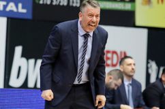 Παπαθεοδώρου: «Μας στοίχισαν οι ελλείψεις, ήμασταν ανταγωνιστικοί για ένα ημίχρονο μόνο»