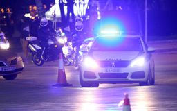 Επίθεση κουκουλοφόρων σε οπαδούς του Ολυμπιακού που πανηγύριζαν τη νίκη επί της Άστον Βίλα