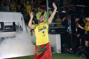 Ο αποχαιρετισμός του Άμραμπατ που έφερνε πιο πολύ σε αντίο παρά σε επανιδείν