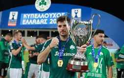 Η αφιέρωση του Ιωαννίδη στη Βουλγαράκη μετά την κατάκτηση του Κυπέλλου Ελλάδας