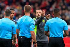 Έντονα παράπονα της Άστον Βίλα για τη διαιτησία στο παιχνίδι κόντρα στη Μάντσεστερ Γιουνάιτεντ