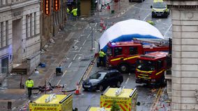 Μαρτυρίες οπαδών της Λίβερπουλ: «Υπήρχαν καροτσάκια και πολλά παιδιά, γλιτώσαμε για εκατοστά» - Εστιατόριο μετετράπη σε νοσοκομείο