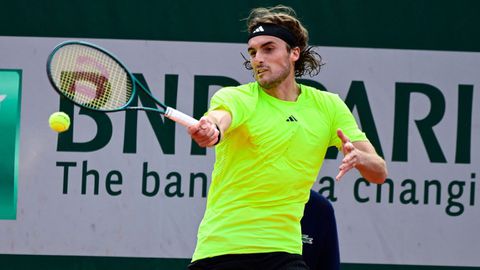 Ο Τσιτσιπάς έπαιξε padel στη Γλυφάδα και μίλησε για το μέλλον του (vid)