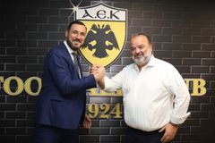 Ο Λυσάνδρου επέστρεψε στην ΑΕΚ κι έπιασε αμέσως δουλειά - Ηλιόπουλος: «Κομμάτι της σελίδας που ονειρεύομαι»