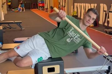 Ο Χεζόνια με σορτσάκι του Παναθηναϊκού