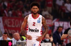 «Οριστική συμφωνία Ολυμπιακού-Ντόρσεϊ για τα επόμενα 3 χρόνια»