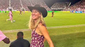 Η κάτι σαν selfie της Αζαρένκα με τον Μέσι