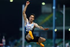 Τεντόγλου: «Αυτό το άλμα ήταν πολύ τίποτα για εμένα - Τα λέμε στον τελικό» (vid)