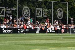 Αυτό είναι το μεγαλύτερο ποδοσφαιρικό εργοστάσιο χρημάτων - 400 εκατομμύρια σε λίγα χρόνια!