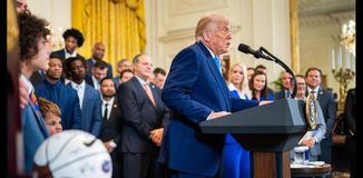 Δυναμική παρέμβαση από τον Τραμπ για να σταματήσει το... τσουνάμι εκατομμυρίων στο NCAA