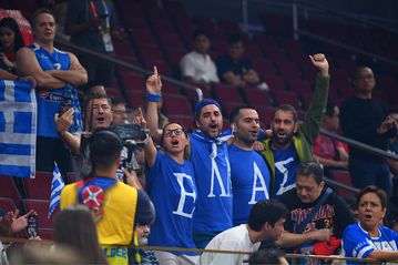 Με κόσμο στο πλευρό της η Εθνική και στη Μανίλα!