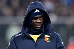 Ο Μπαλοτέλι εξηγεί τον λόγο που περιφρουνούσε τις γυναίκες: «Όταν ήμουν άφραγκος, οι Ιταλίδες με κορόιδευαν, ήμουν ένας φτωχός μαύρος»