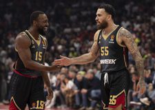 Ο Τζέιμς τρολάρει τη νέα ομάδα της ABA Liga από το Ντουμπάι: «Είναι σαν να λέω ότι δεν θέλω να βγω με την Μπιγιονσέ ή τη Ριάνα»