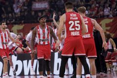 Η ενημέρωση του Ολυμπιακού προς τους φιλάθλους για το ματς με την Εφές και την πιθανή συμφόρηση  λόγω... Γουέστ Χαμ