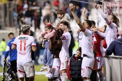 Ανάρτηση - τρολ για ΑΕΚ και Ηλιόπουλο από Πανσερραϊκό: «Venga, Venga! (gallery)