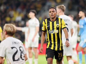 Πρόβλημα στην ΑΕΚ με τον Ελίασον