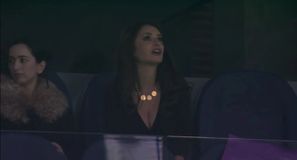 Η Πενέλοπε Κρουζ πανηγύρισε τη νίκη της Ρεάλ Μαδρίτης κόντρα στη Μπαρτσελόνα