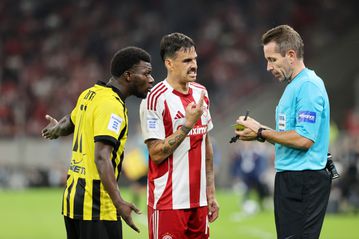 Βαρούχας: «Σωστό το πέναλτι του Ολυμπιακού, δεν υπάρχει πέναλτι για την ΑΕΚ»