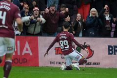 Ο Κυζιρίδης οδήγησε τη Χαρτς σε θρίαμβο επί της Σέλτικ (vid)