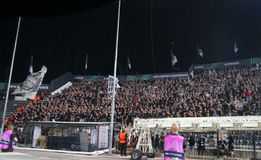 Υψηλής επικινδυνότητας το ματς Άιντραχτ Φρανκφούρτης – ΠΑΟΚ: Περισσότεροι από 100 τραυματίες στα σοβαρά επεισόδια στο ματς με τη Στουργκάρδη