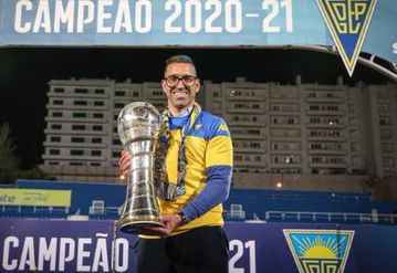 Νέος αθλητικός διευθυντής του Ολυμπιακού ο Πέδρο Άλβες σύμφωνα με τον Ρομάνο - Τι σημαίνει αυτό για τον Κορδόν