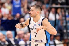 Πού θα δείτε το Ελλάδα - Ρουμανία για τα παράθυρα του Μουντομπάσκετ