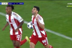 Σέντρα «πάρε - βάλε» του Έσε στον Ταρέμι που μείωσε σε 2-3 με κεφαλιά (vid)