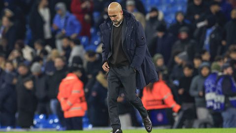 Γκουαρδιόλα: «Αναλαμβάνω την ευθύνη, ήταν υπερβολικές οι 10 αλλαγές»