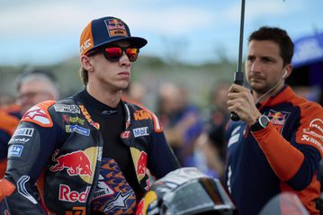 Ο Ακόστα προβληματίζεται από τις αναβαθμίσεις της KTM