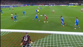 Ο Λούνιν με εξαιρετική επέμβαση με το ένα χέρι είχε απάντηση στην κεφαλιά του Ελ Κααμπί