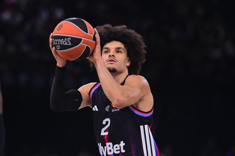 Ο Ιφί πήρε θέση για τα μεταγραφικά σενάρια με τον Ολυμπιακό