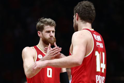 Πρόβλημα και με Ουόκαπ στον Ολυμπιακό - Τα δεδομένα για Βεζένκοφ ενόψει Παναθηναϊκού