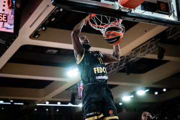 ΜΟΝΑΚΟ - ΡΕΑΛ ΜΑΔΡΙΤΗΣ