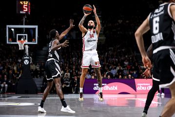 Φουρνιέ: «Το καλό χριστουγεννιάτικο γεύμα έφερε τα τρίποντα»