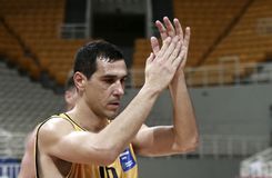 Νίκος Ζήσης: «Χρωστάω στην ΑΕΚ πολλά, αυτές είναι οι καλύτερες στιγμές μου» (vid)