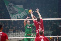 Πέντε ντέρμπι «αιωνίων» σε ενάμιση μήνα με στόχο τρεις τίτλους!