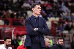 Δεν ήταν άβολο μόνο για τον Μπαρτζώκα το Ολυμπιακός – ΠΑΟΚ