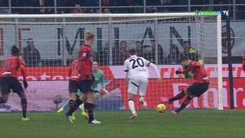 Μίλαν - Μπολόνια: Ο Ζιρού έχασε πέναλτι, αποβλήθηκε ο Μότα