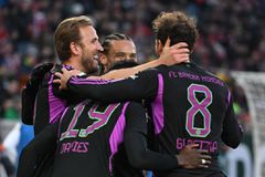 Διπλό για την Μπάγερν που μείωσε στον πόντο από την κορυφή, διέλυσε με πεντάρα τη Λειψία η Στουτγκάρδη